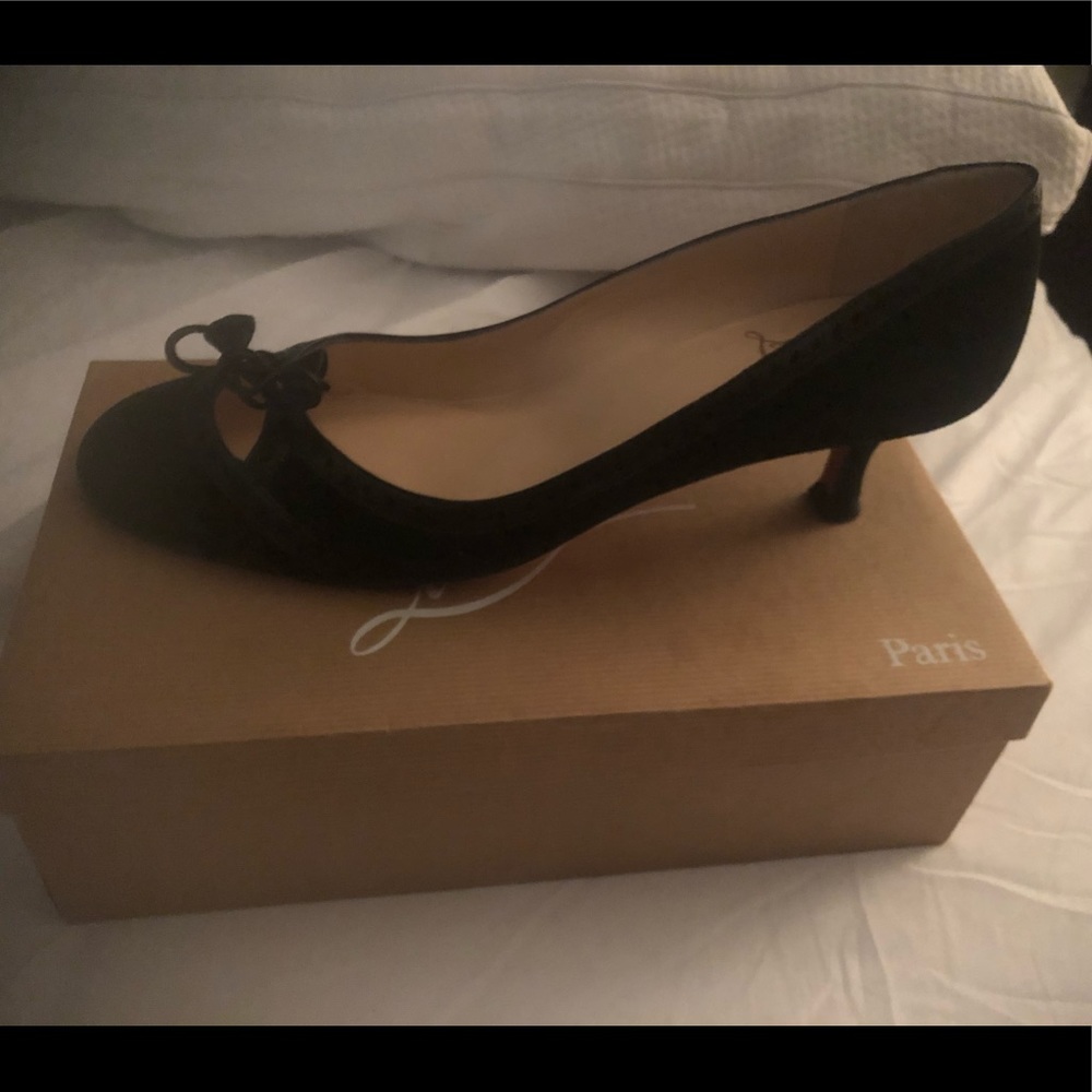 Gorgeous kitten heels